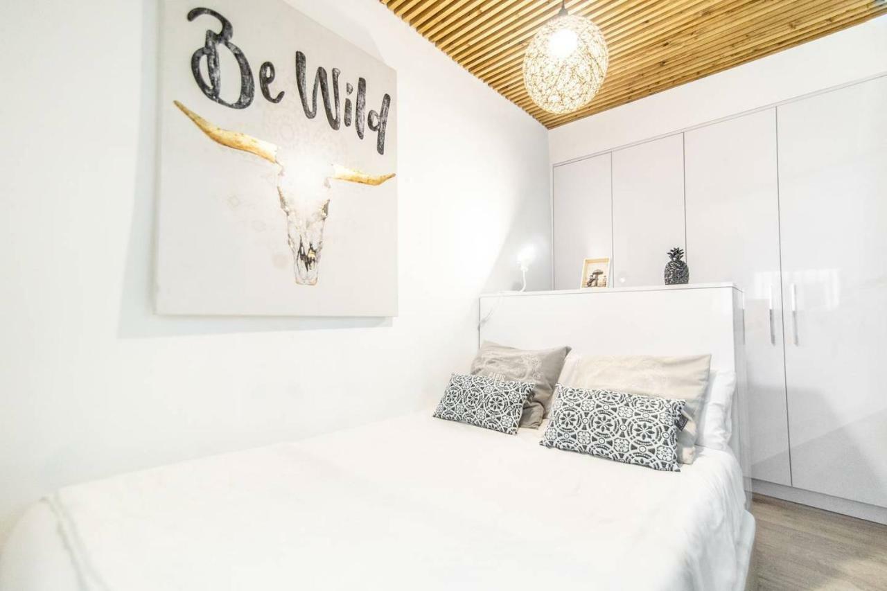Cozy And Modern Apartment For 4 In Мадрид Екстериор снимка